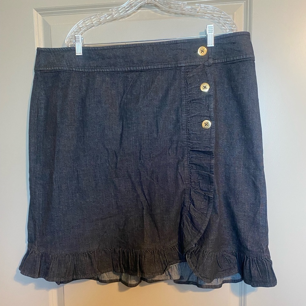 Denim skirt